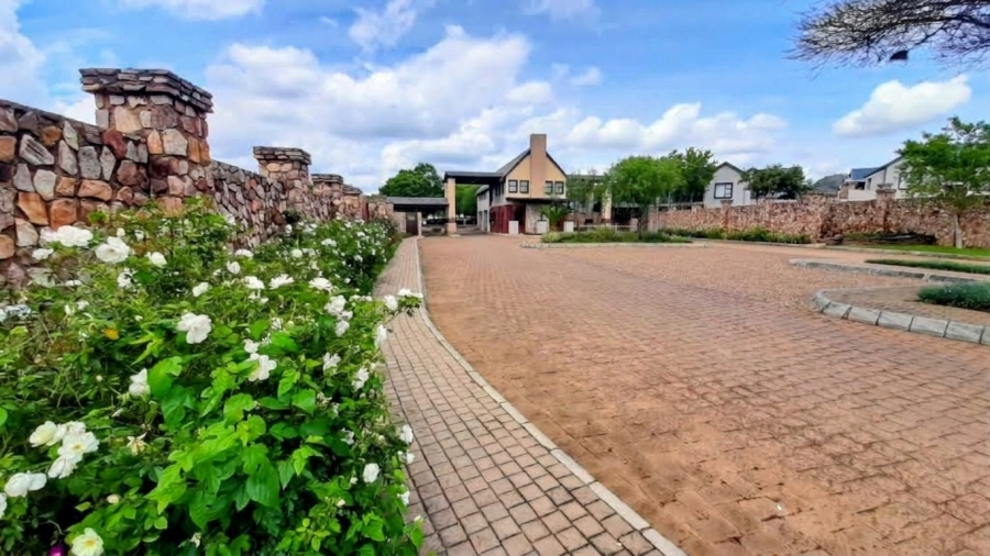 3 Bedroom Property for Sale in Redstone Private Country Estate North West
